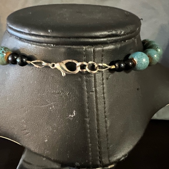 Handmade necklace - Picture 3 of 3